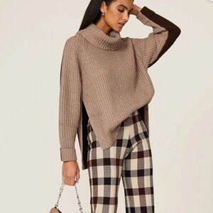 Peter Som Collective 
Brown Turtleneck Sweater size Large